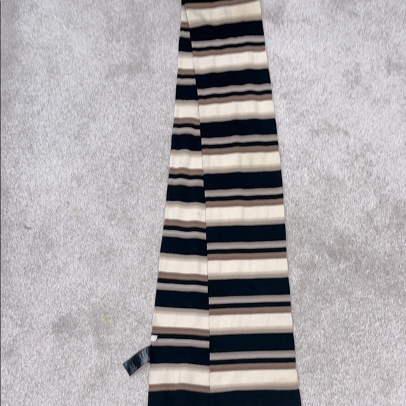 Striped Black and Beige Scarf - Picture 1 of 4